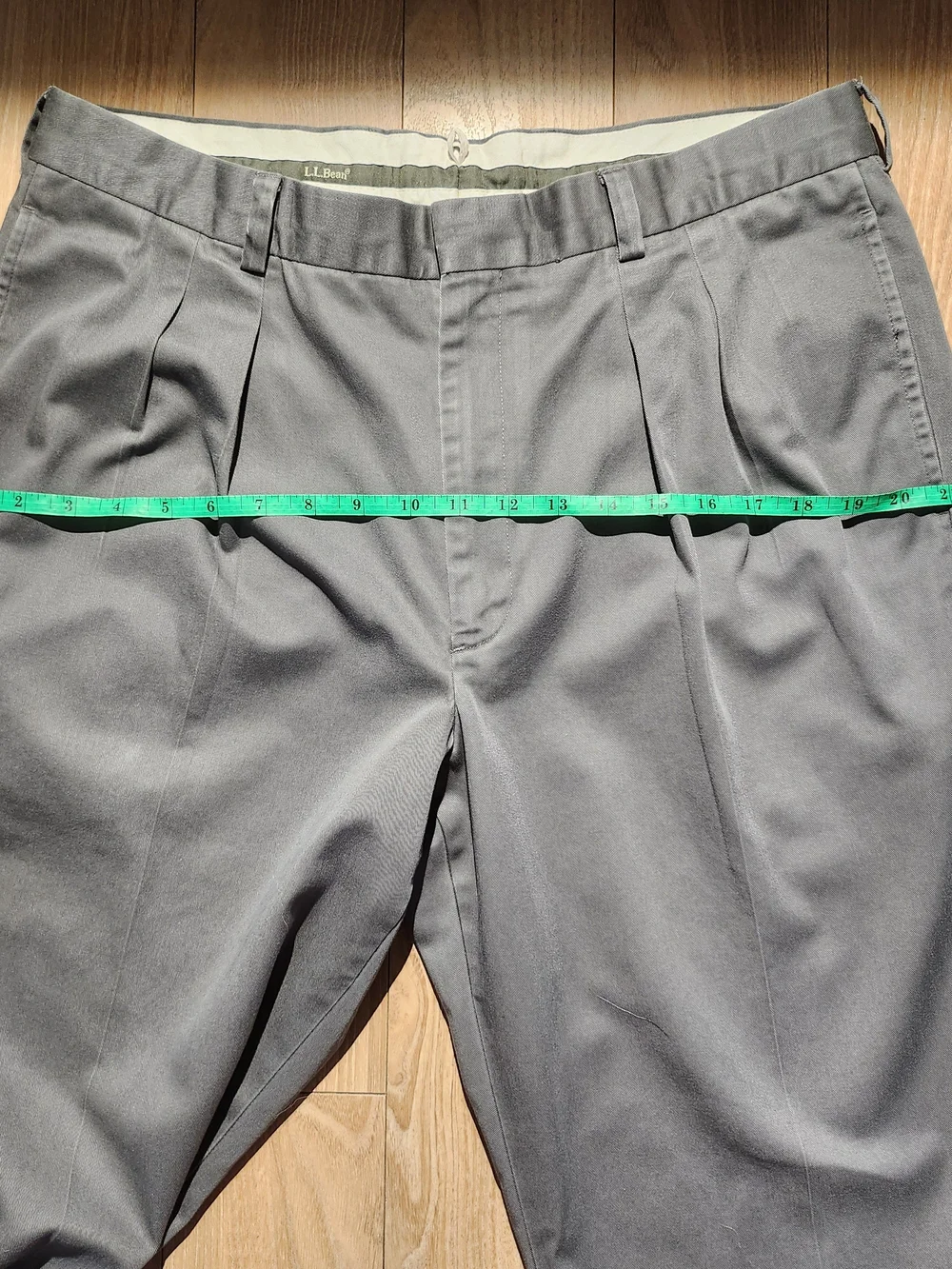 L.L.Bean Mens 36 Gray Pleated Dress Pants 100% Cotton Classic Slacks USA Fit